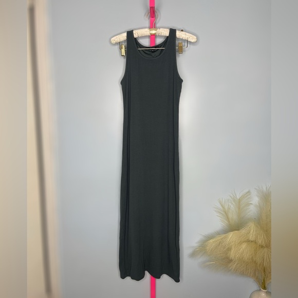 Quince Tencel Rib Knit Dark Olive Tank Midi Dress size medium - Picture 3 of 7